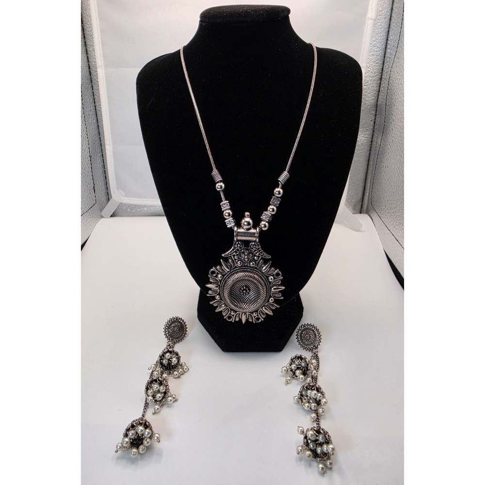 Boho Oxidized Silver Tone Sunburst Pendant Necklace & Pearl Jhumka Earring Set